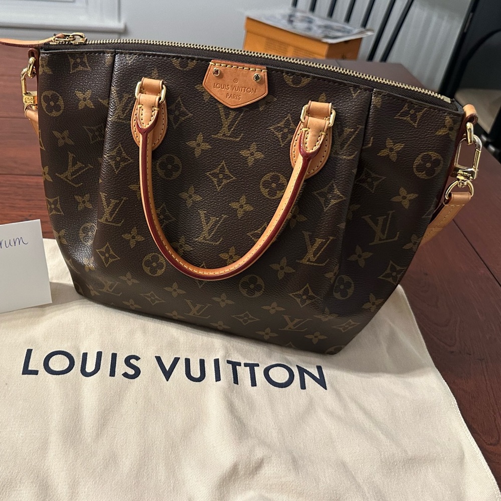 Turrenne Pm Bag 🤎🤍